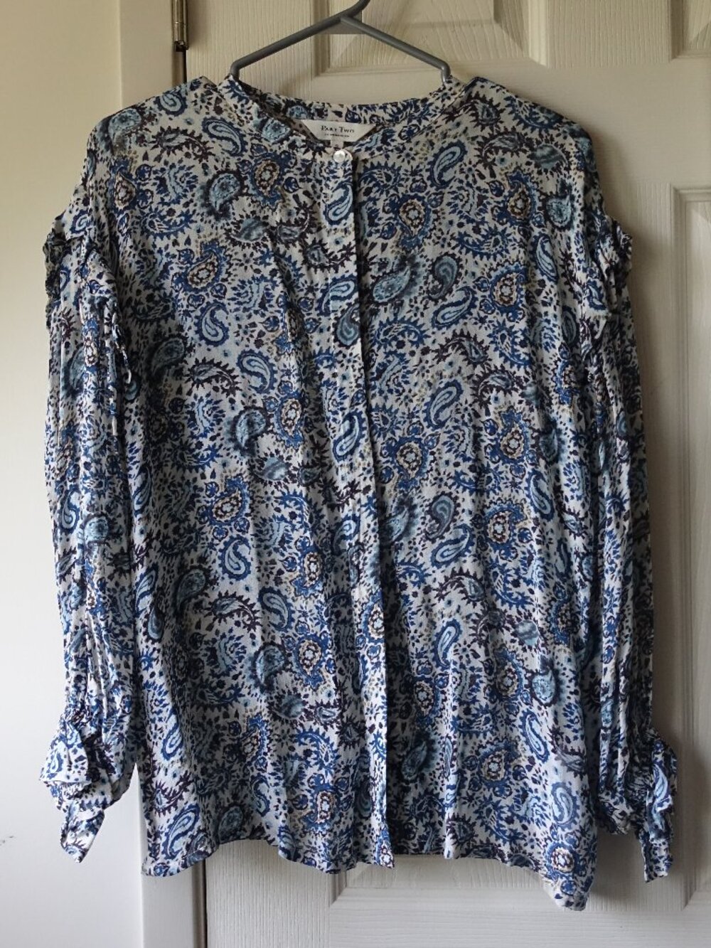 Blue Paisley Button-Front Women's Top - Piko